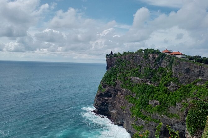 Half Day Uluwatu Temple And Kecak Dance Private Guided Tour - Kecak Uluwatu: what the fire dance is really like