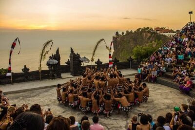Private Inclusive Tours: 2 Days highlight of Bali - Day 1 in Ubud: Batuan Temple, Tegenungan Waterfall, and Rice Terraces