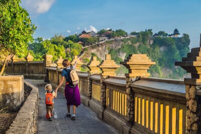 Private Tour Bali Beaches and Uluwatu Temple with Dinner - Uluwatu Temple: Cliff Views Plus the Monkey Reality