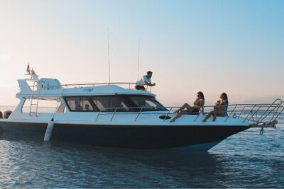 VIP Private Boat to Nusa Penida: Snorkeling with Mantas + Land Tour Adventure - Price and value: what $849 per person buys you